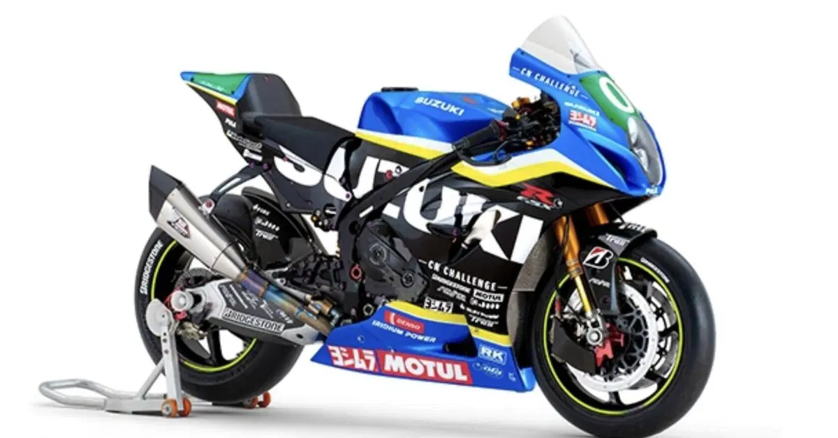 Suzuki alla 8 ore di Suzuka con una moto..."sostenibile"