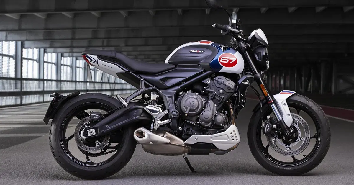 L&rsquo;omaggio di Triumph, in arrivo l&rsquo;edizione speciale, la Trident 660 Triple Tribute