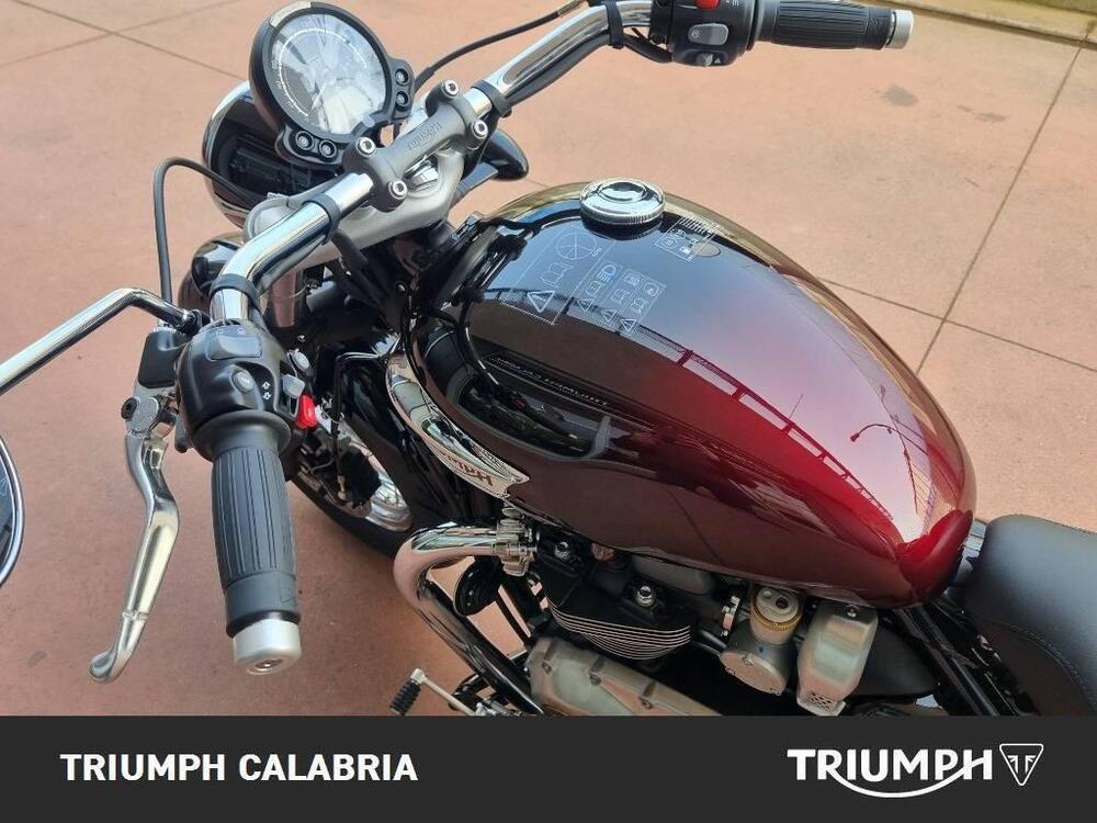 Triumph Bonneville Speedmaster 1200 Stealth Edition (2024) (4)