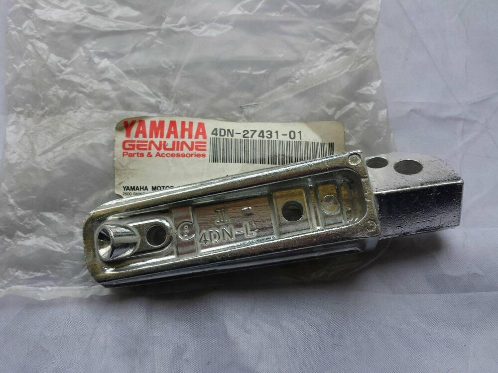 -Pedana post Dx Yamaha T Max 500 4DN274310100