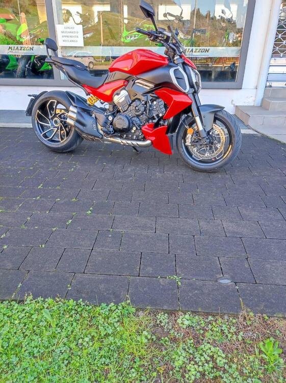 Ducati Diavel V4 (2023 - 24) (2)