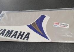 -Emblema Dx Yamaha Aerox 50 1BXF83A22000