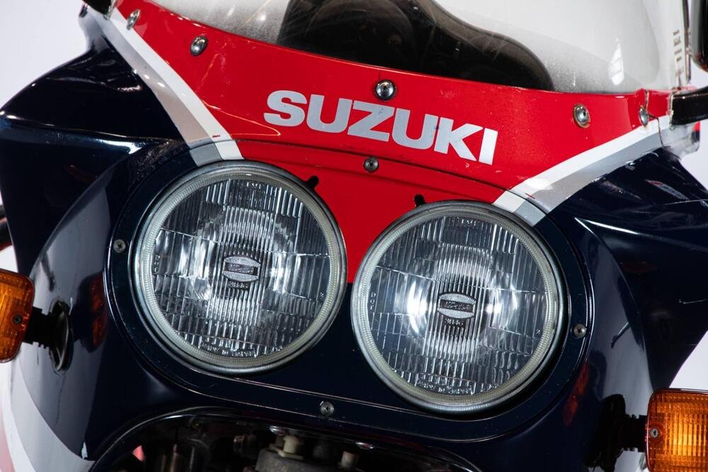 Suzuki GSXR 1100 (2)