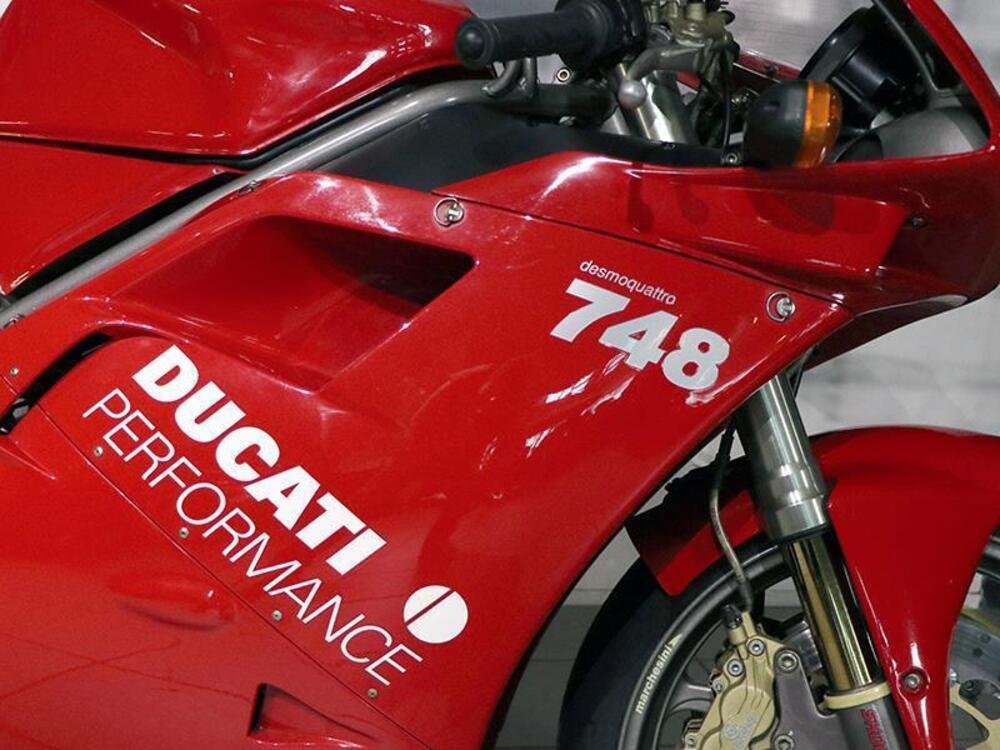 Ducati 748 S (1999 - 01) (4)