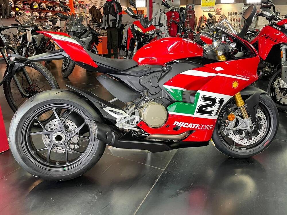Ducati Panigale V2 Bayliss 1st Championship 20th Anniversary (2021 - 24) (2)