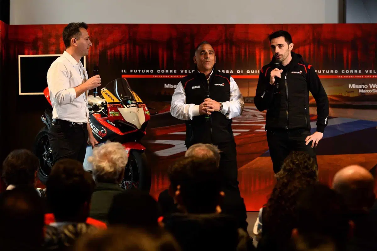 51 Racing Lab di Michele Pirro: dove il sogno di lavorare con i motori diventa realtà. Il corso "Sport & Electric Motorcycle" [GALLERY] (3)