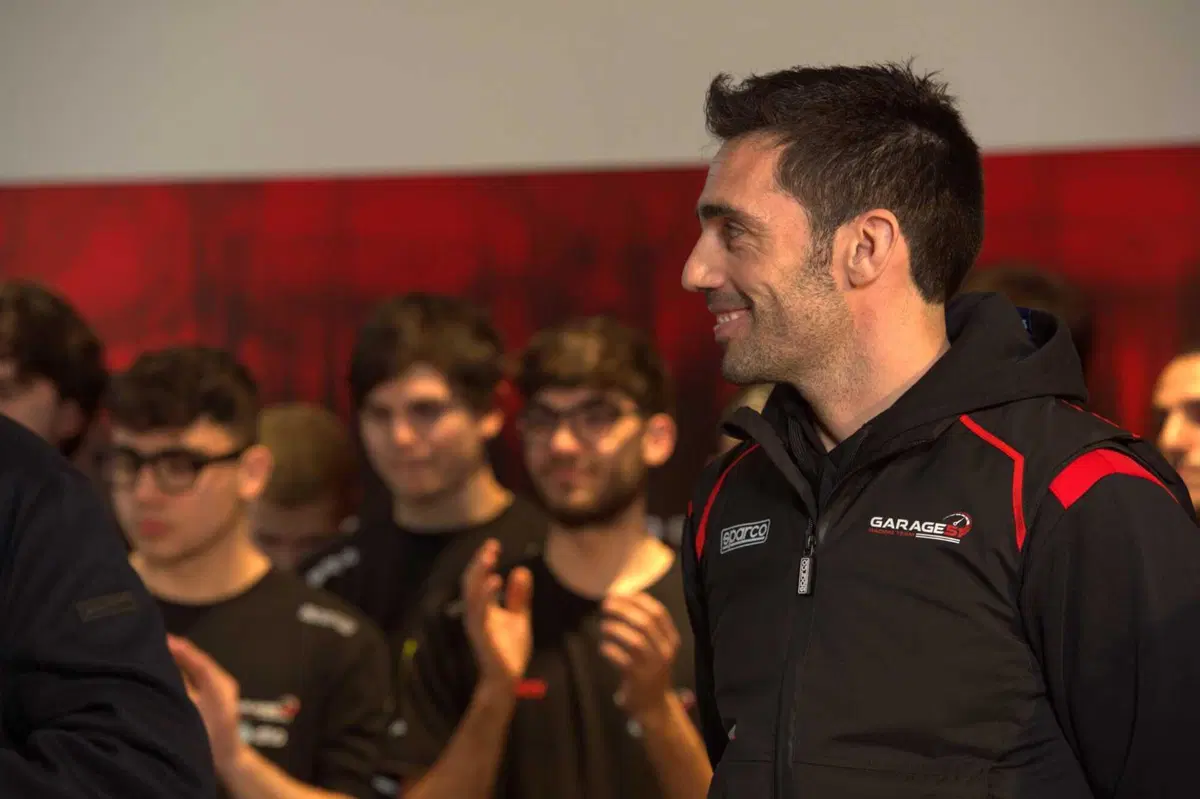 51 Racing Lab di Michele Pirro: dove il sogno di lavorare con i motori diventa realtà. Il corso "Sport & Electric Motorcycle" [GALLERY] (10)
