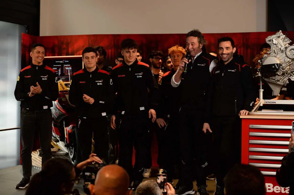 51 Racing Lab di Michele Pirro: dove il sogno di lavorare con i motori diventa realtà. Il corso "Sport & Electric Motorcycle" [GALLERY] (15)