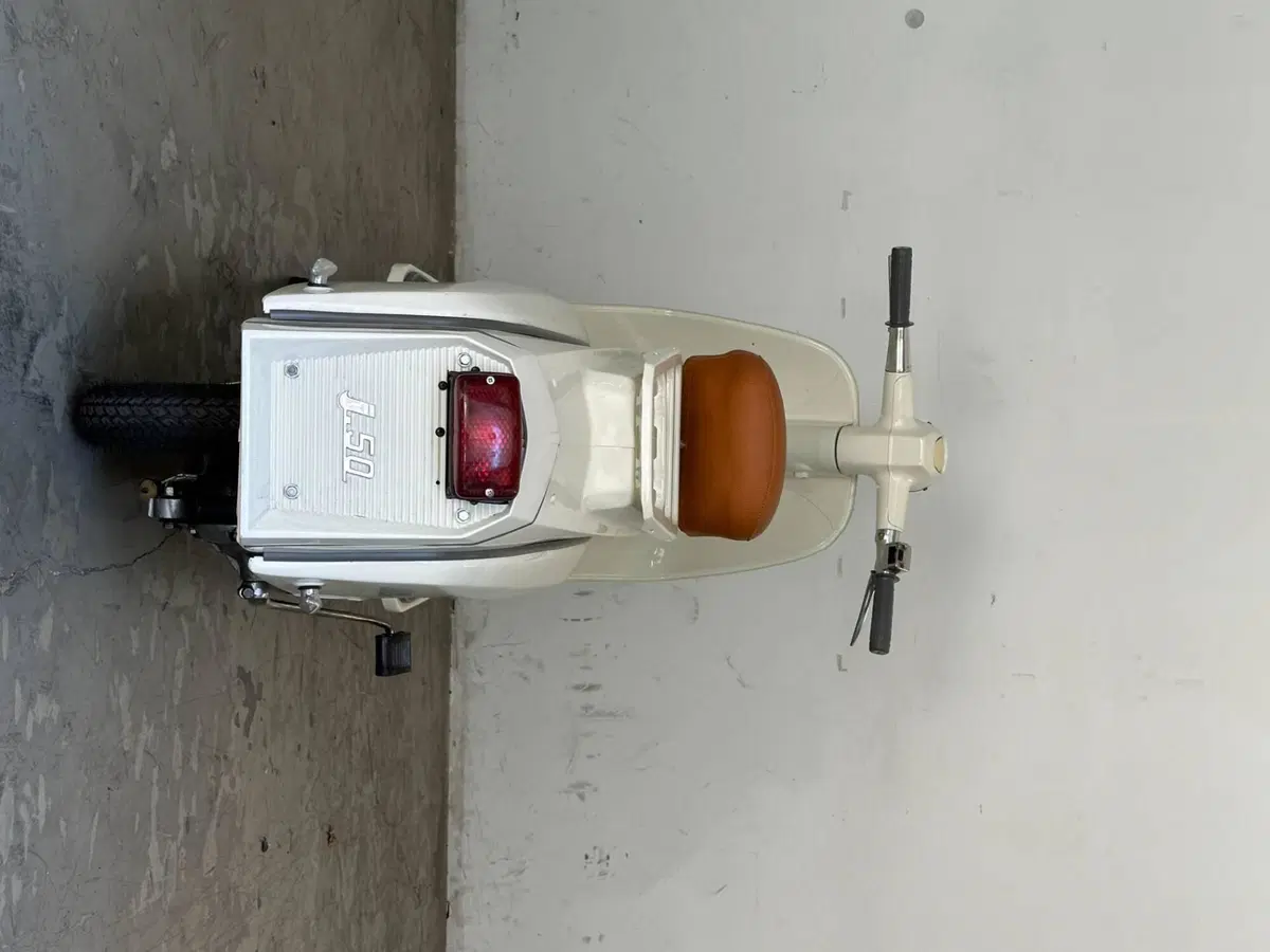Lambretta J50 (6)