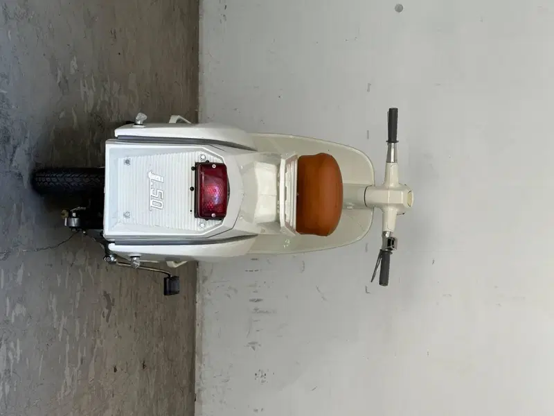 Lambretta J50 (6)