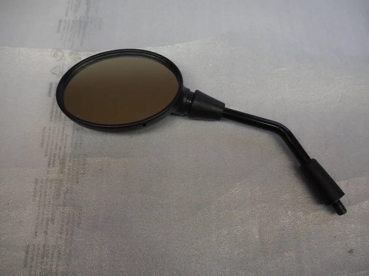 Specchio retrovisore sinistro Benelli Leoncino 500