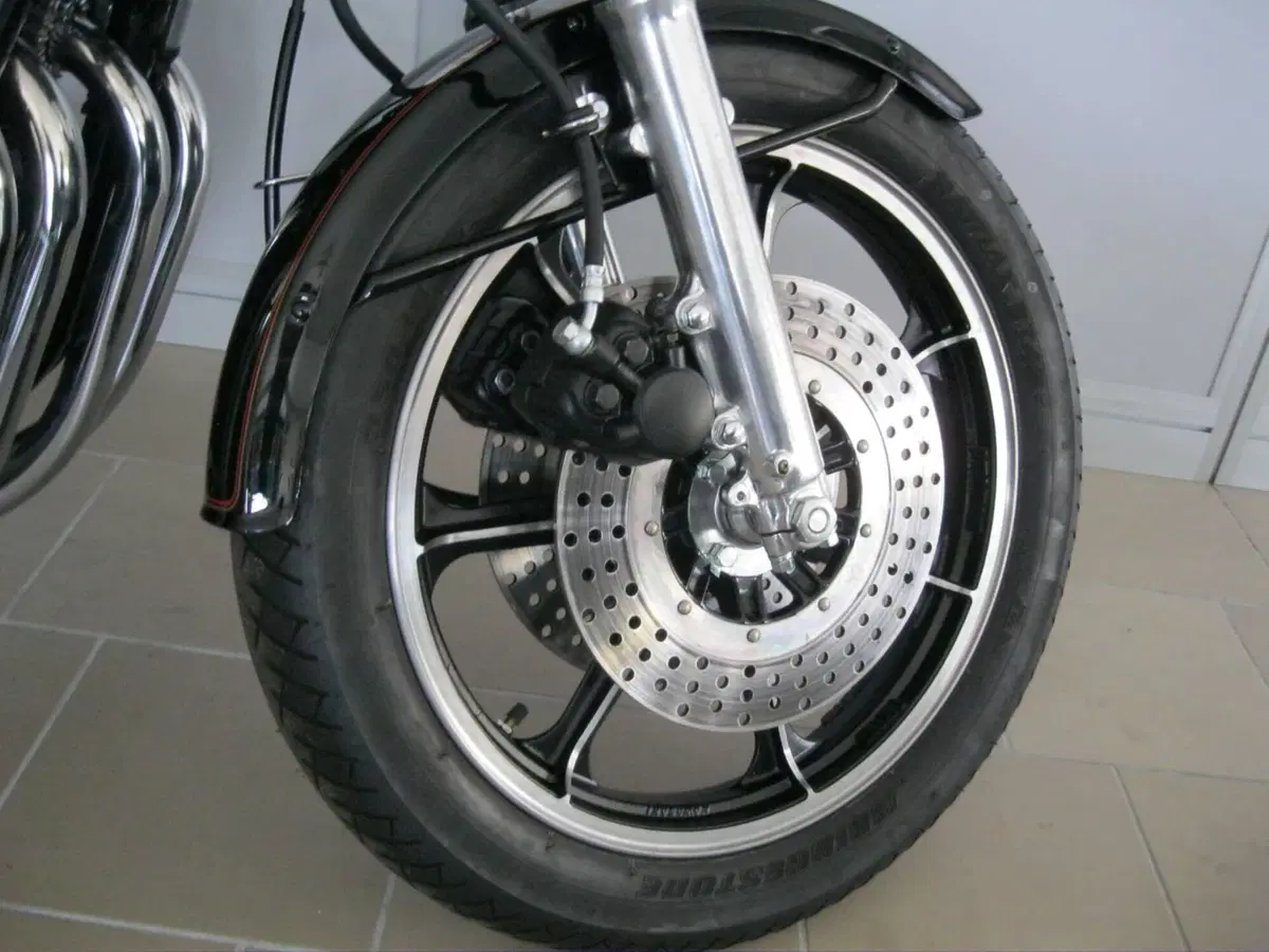 Kawasaki Z1R (8)