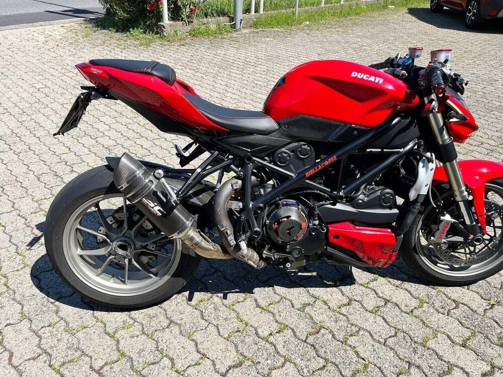 Ducati Streetfighter (2009 - 12) (5)