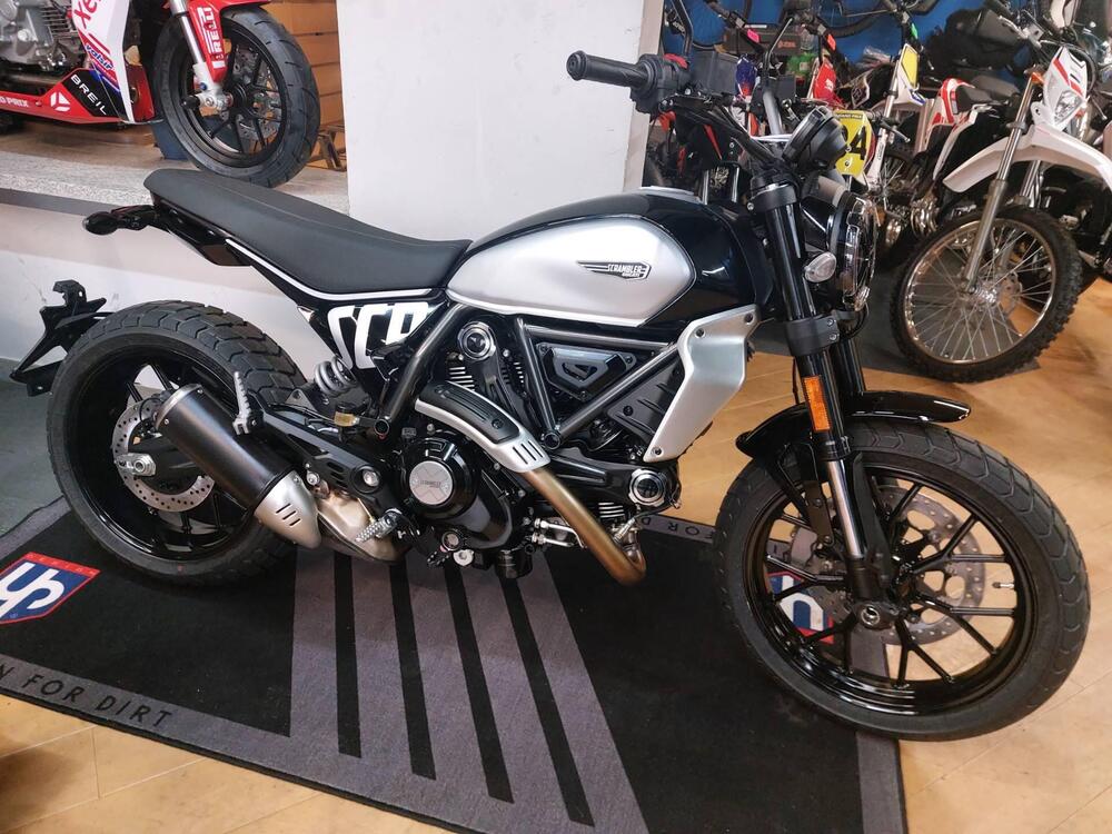 Ducati Scrambler 800 Icon (2023 - 24)