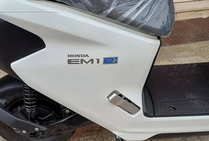 Honda EM1 e (2023 - 26) (9)