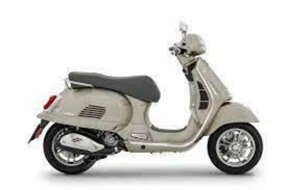 Vespa GTS 300 (2023 - 24)