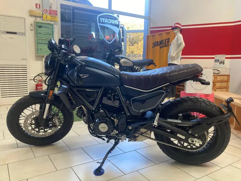 Ducati Scrambler 800 Nightshift (2023 - 24) (2)