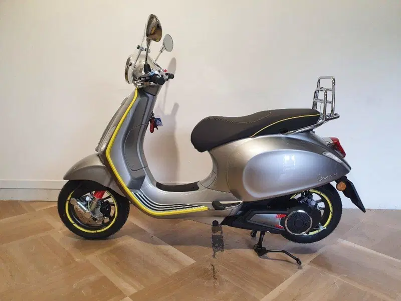Vespa Primavera Elettrica 45 (2024 - 26) (2)