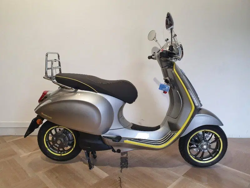 Vespa Primavera Elettrica 45 (2024 - 26)