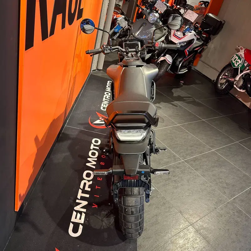 Husqvarna Svartpilen 125 (2024 - 26) (2)