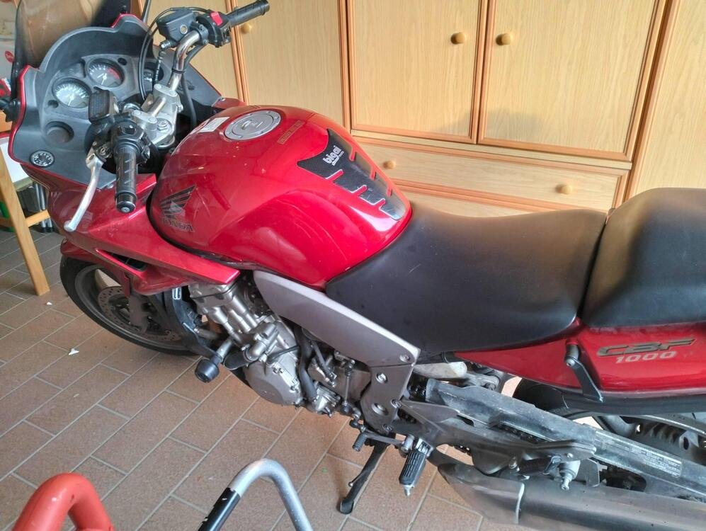 Honda CBF 1000 (2)