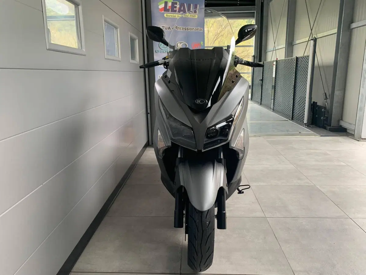 Kymco X-Town 300i (2025 - 26) (9)
