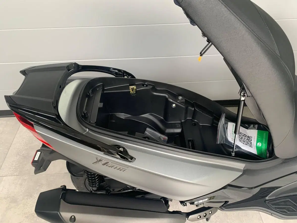 Kymco X-Town 300i (2025 - 26) (18)