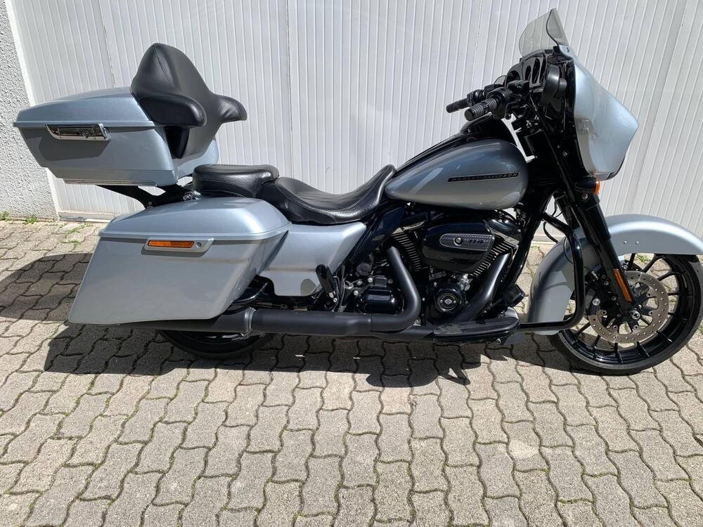 Harley-Davidson 114 Street Glide Special (2019 - 20) - FLHXS (2)
