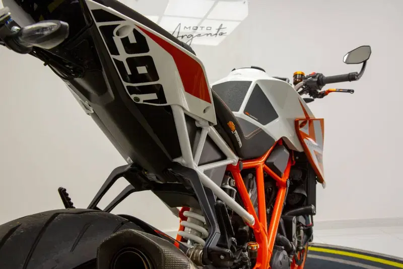 KTM 1290 Super Duke R ABS (2014 - 16) (14)