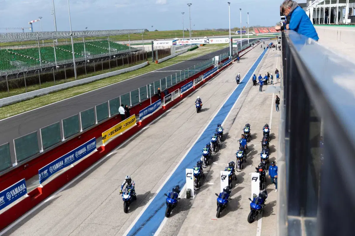 Yamaha Blu Racing Day: in pista con i Campioni per scoprire il mondo GYTR. Ecco cosa vi aspetta [VIDEO E GALLERY] (13)
