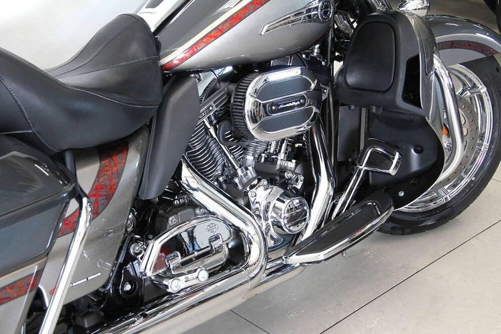 Harley-Davidson 1800 Ultra Limited (2014 - 16) (4)