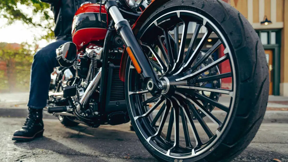 Harley-Davidson Softail-Cruiser Breakout 117 (2023 - 24) (5)