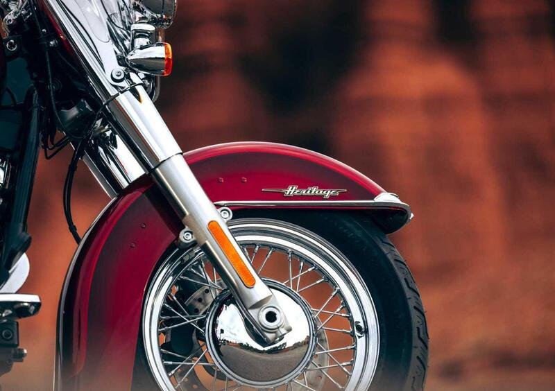 Harley-Davidson Cruiser Heritage Classic Anniversary (2023) (2)