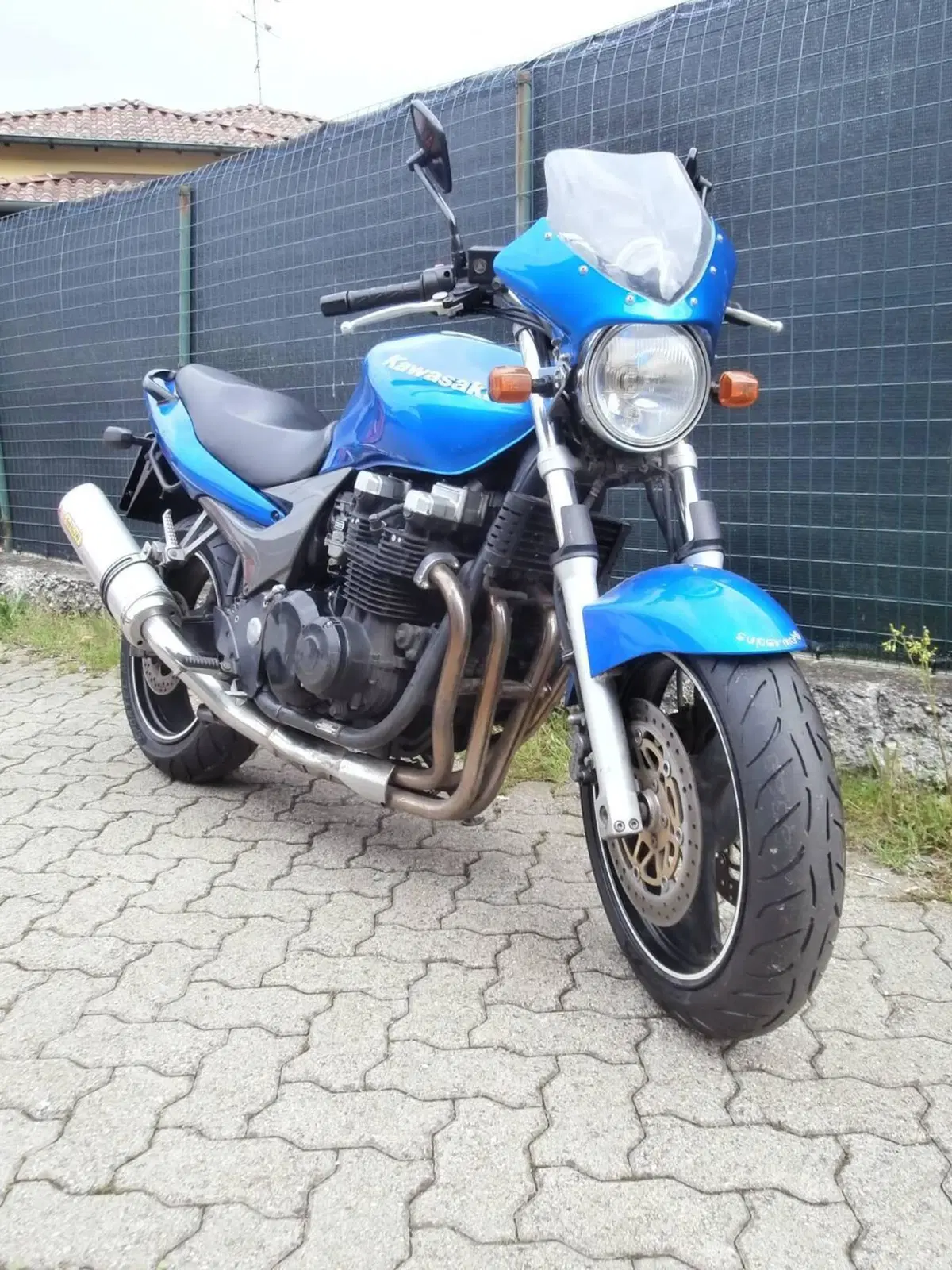 Kawasaki ZR-7 (2001 - 04) (2)