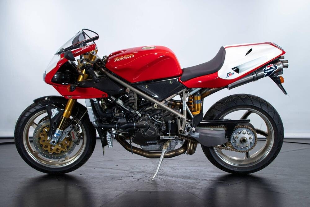 Ducati 955 BY FERRACCI