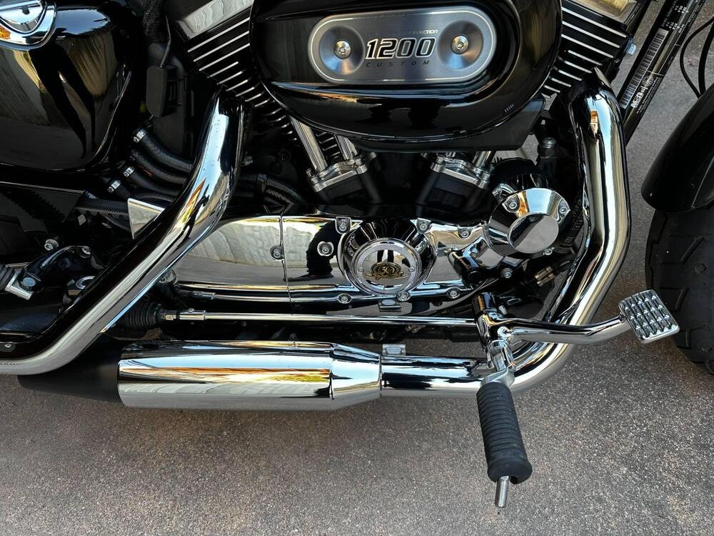 Harley-Davidson 1200 Custom (2018 - 20) - XL1200C (5)