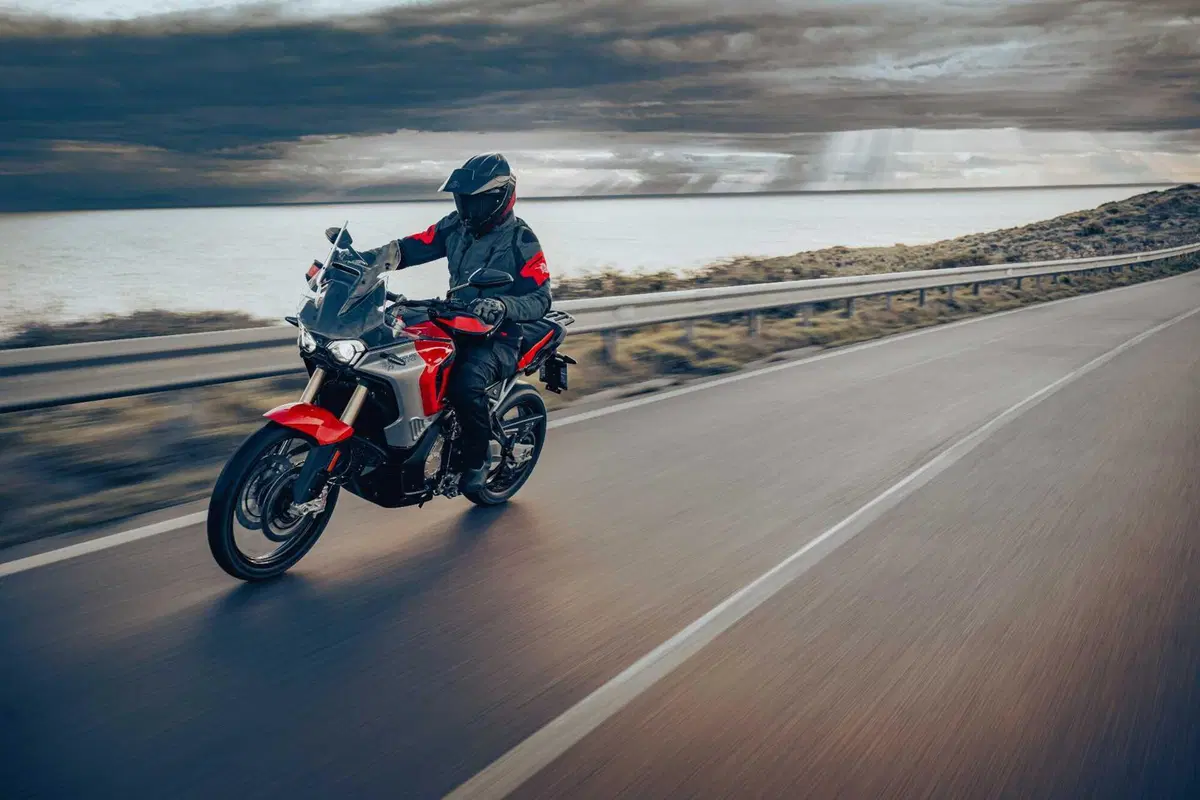 Eccola! È lei, la Mv Agusta Enduro Veloce (8)