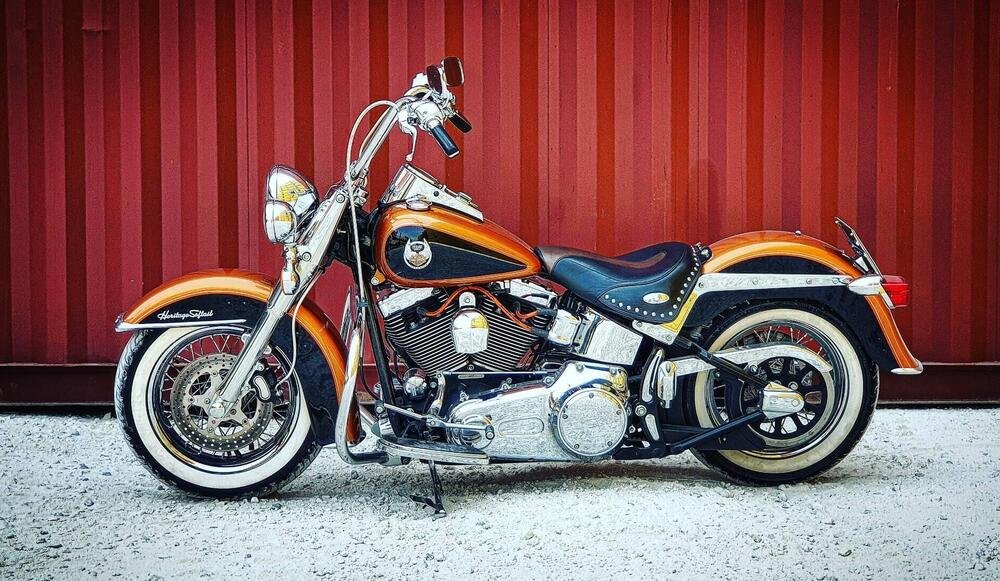 Harley-Davidson 1584 Deluxe (2007 - 08) - FLSTN