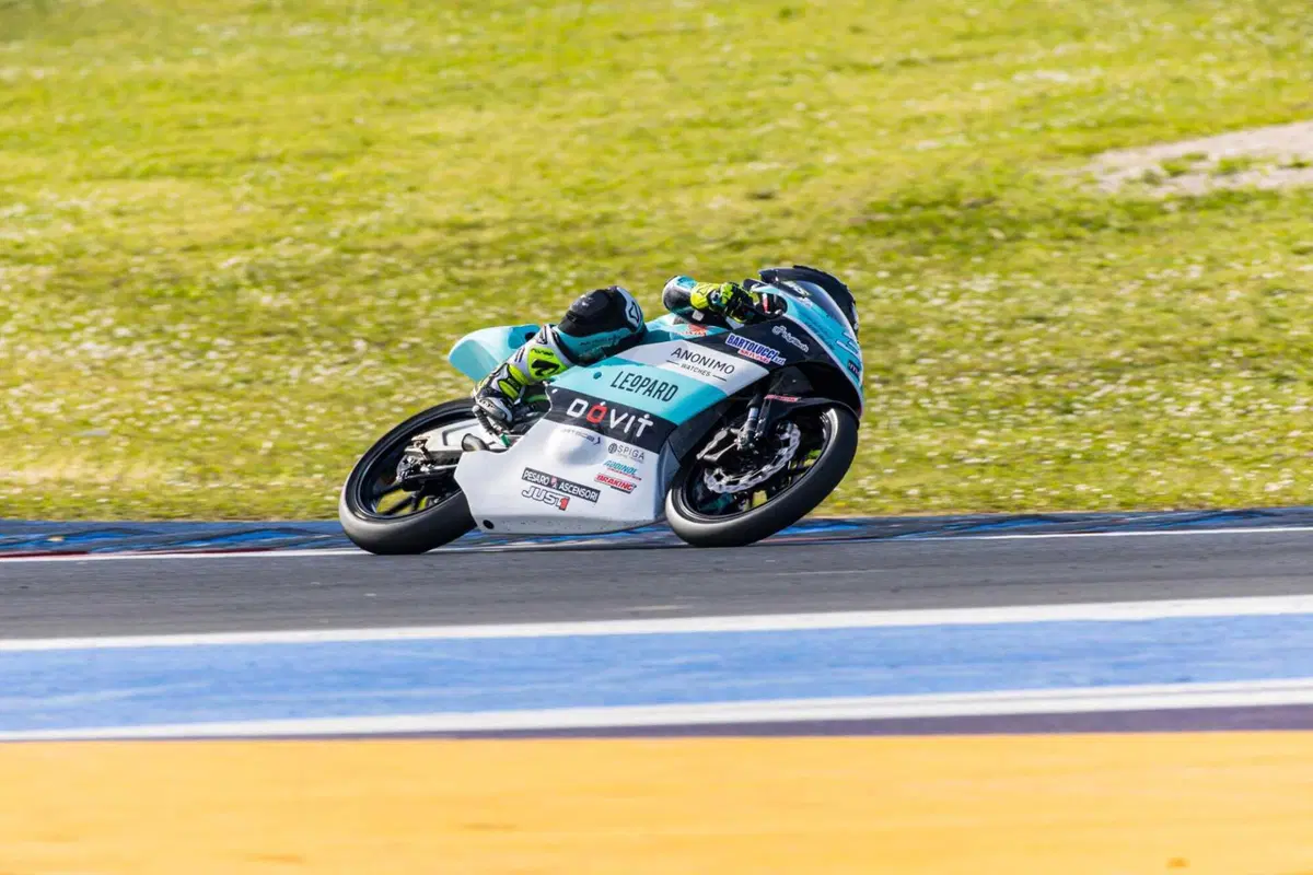 Dunlop CIV 2024, le qualifiche a Misano: in SBK Pole provvisoria di Bernardi, Delbianco attaccato. Ecco i tempi (10)