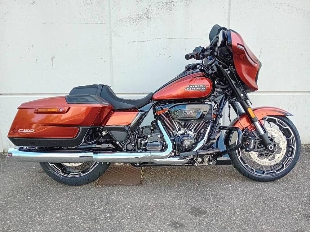 Harley-Davidson CVO Street Glide (2023)