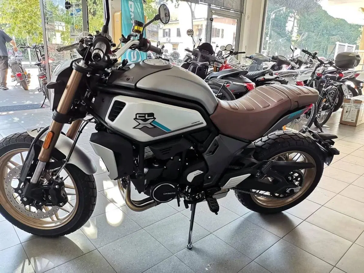 CFMOTO 700CL-X Adventure (2023 - 26)
