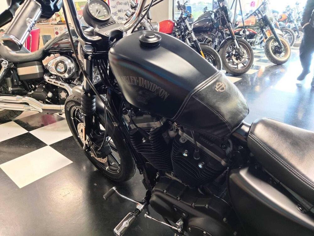 Harley-Davidson 883 Iron (2017 - 20) - XL 883N (3)