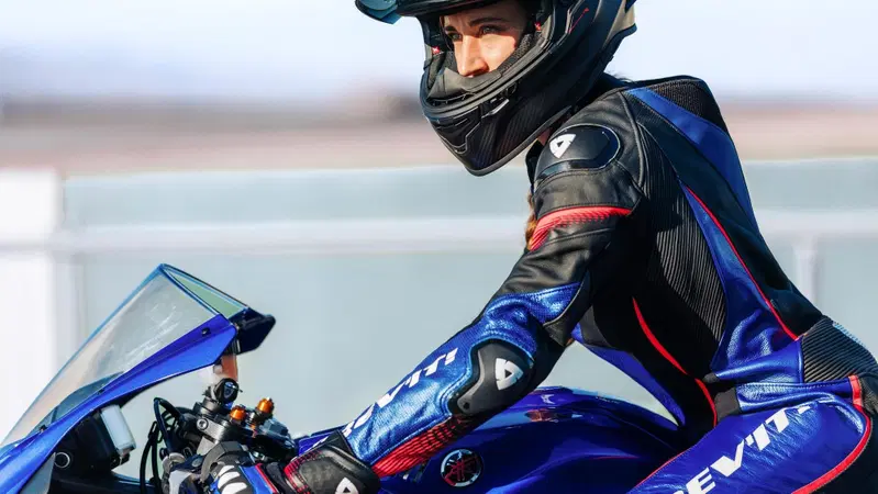 REV'IT! presenta la tuta Xena 4 Ladies