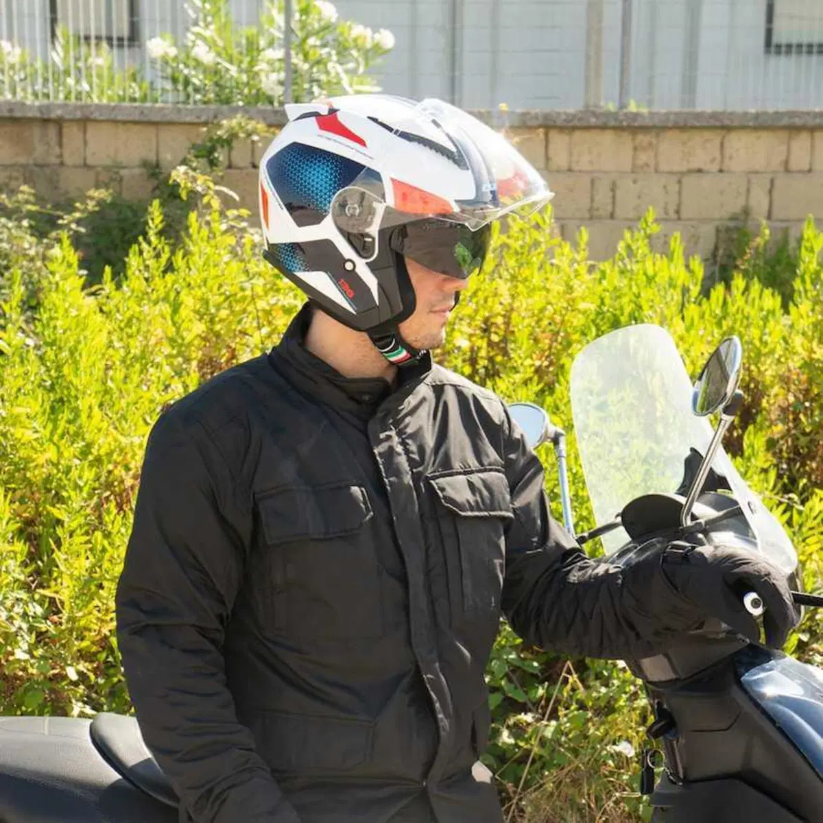 Casco CGM 136 DNA (2)