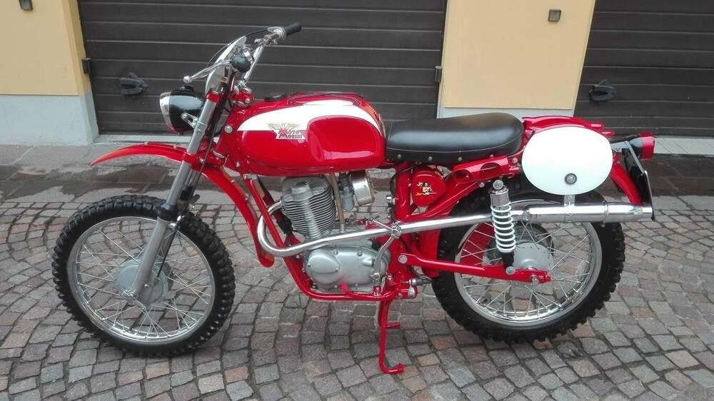 Moto Morini  Moto Morini 150 regolarita' 1968 (2)