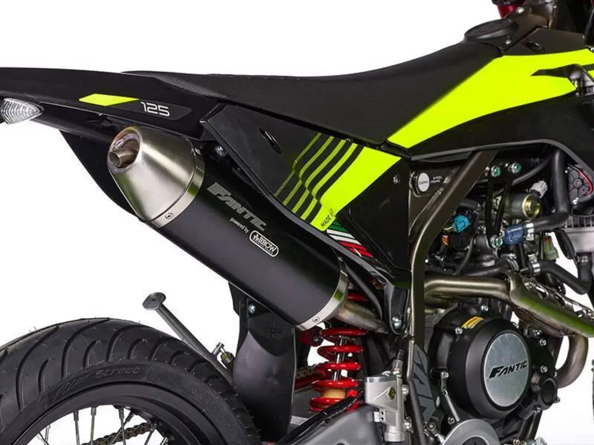 Fantic Motor XMF 125 Competition (2025 - 26) (9)