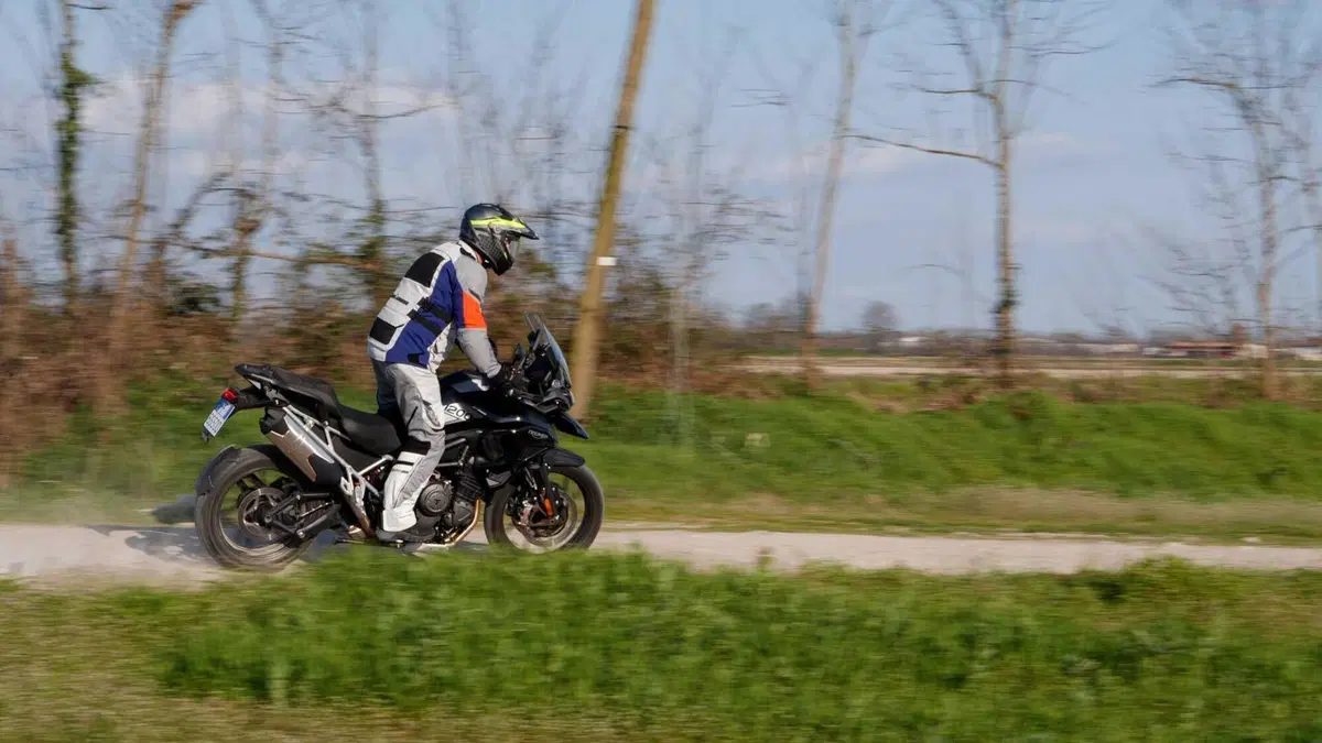 Recensito: LEATT Adventure 7.5, completo giacca e pantalone [VIDEO] (5)