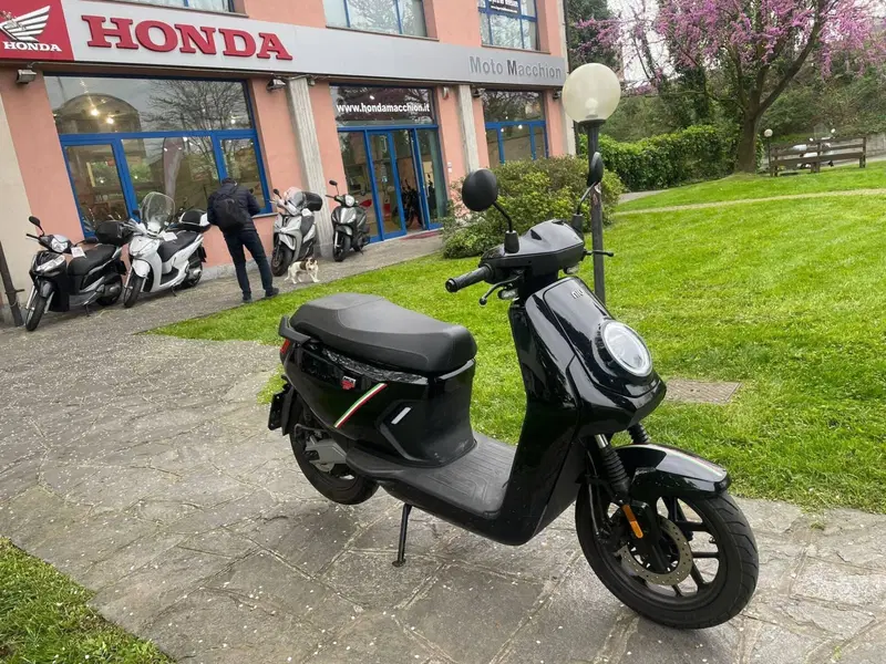 Niu MQi GT 70 (2021 - 25) (2)