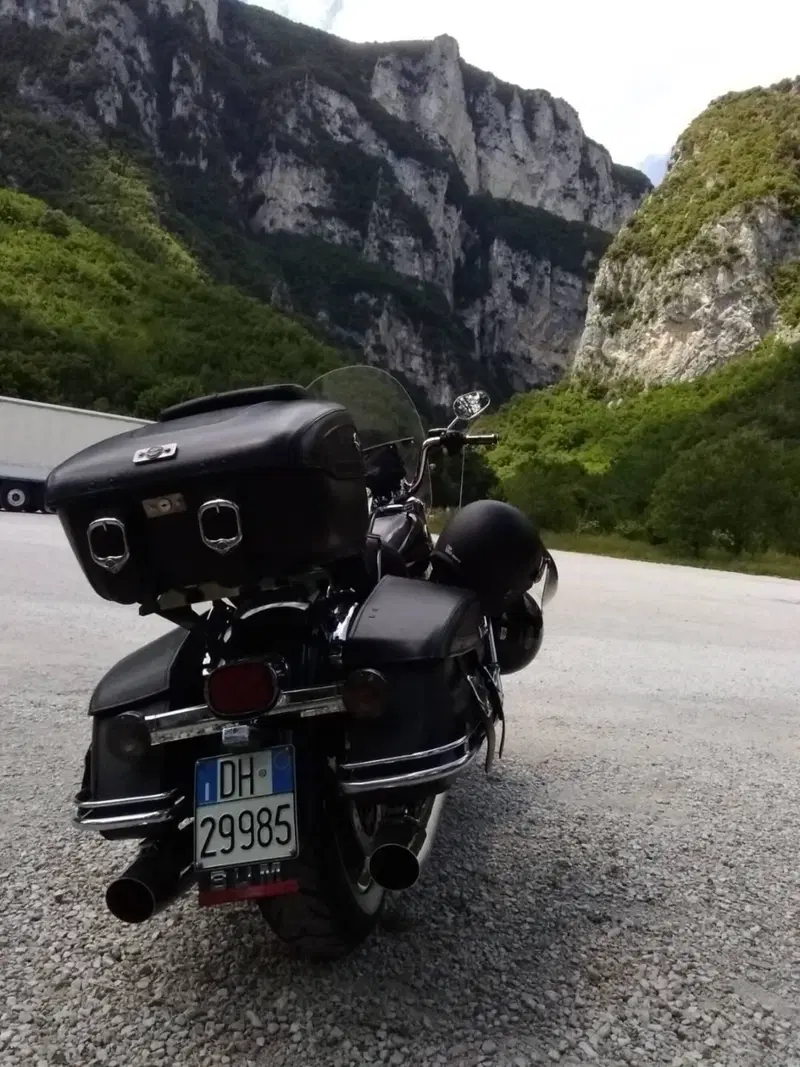 Harley-Davidson 1584 Road King Classic (2007 - 10) - FLHRC (4)