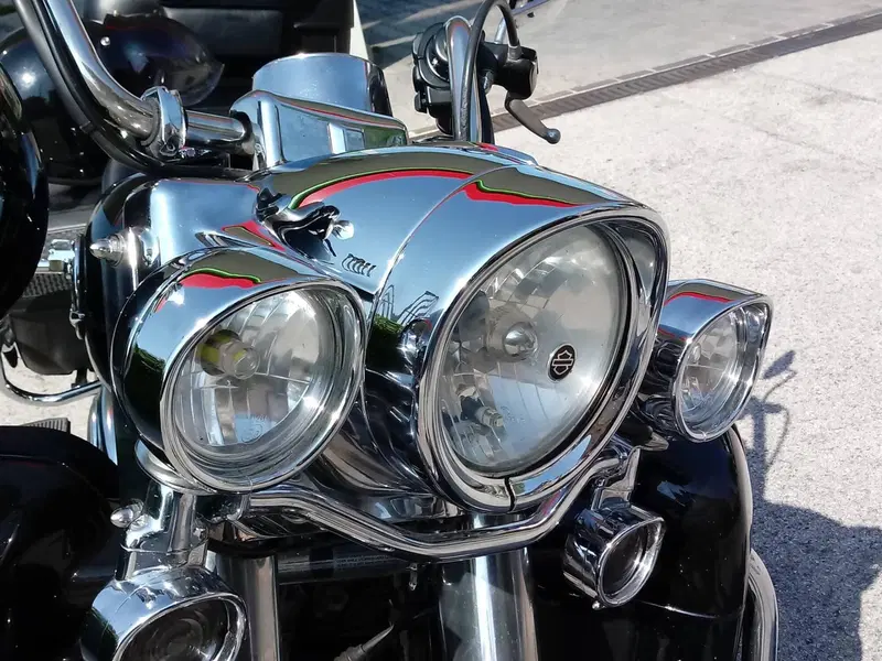 Harley-Davidson 1584 Road King Classic (2007 - 10) - FLHRC (6)